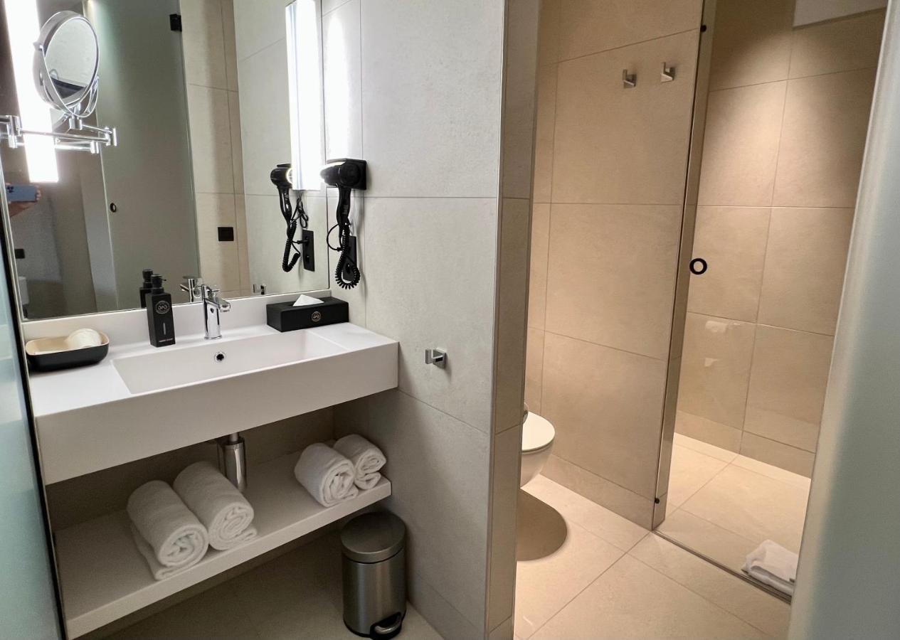 Opo Hotel Brussel Eksteriør bilde